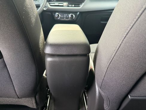 Used 2025 Chevrolet TrailBlazer LT image 28