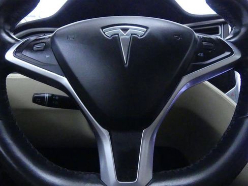 Used 2016 Tesla Model S 75D image 17