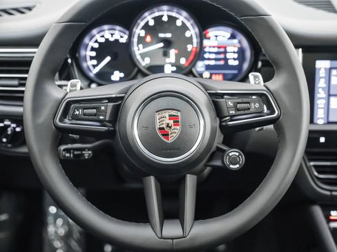 New 2026 Porsche Macan S image 17