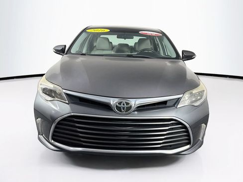 Used 2016 Toyota Avalon XLE FWD image 2