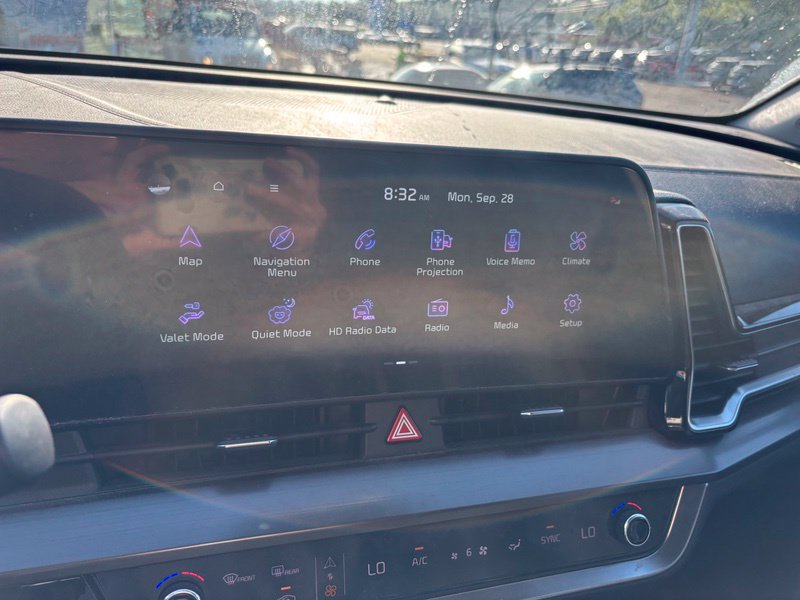 Certified 2024 Kia Sportage EX FWD image 16