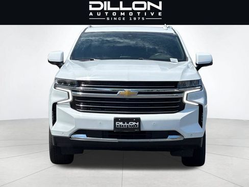 Used 2023 Chevrolet Suburban LT w/ Luxury Package AWD/4WD image 9