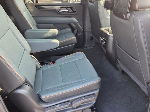 New 2026 GMC Yukon XL AT4 w/ AT4 Premium Plus Package AWD/4WD image 15