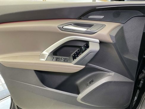 New 2025 Audi Q5 Premium Plus image 34