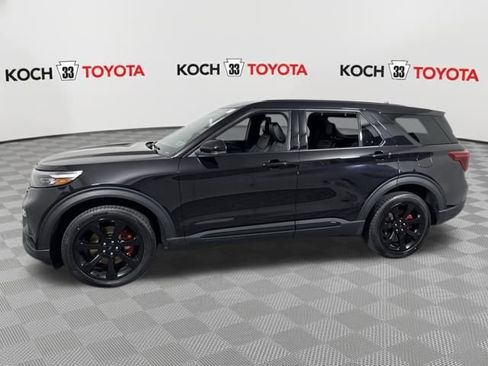 Used 2022 Ford Explorer ST w/ Equipment Group 401A image 4