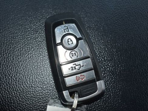 Used 2022 Ford F150 XLT w/ Equipment Group 302A High image 37