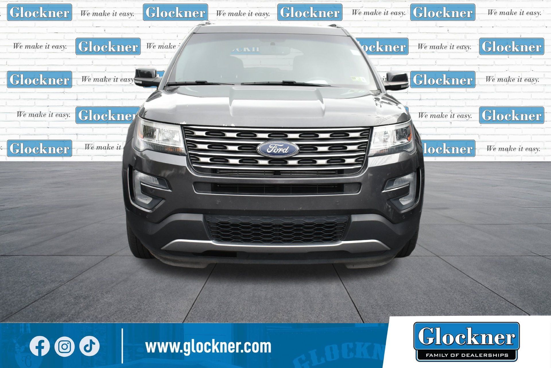 Used 2017 Ford Explorer XLT w/ Equipment Group 202A AWD/4WD image 8