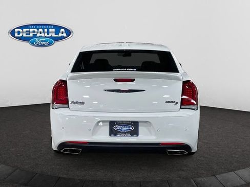 Used 2023 Chrysler 300 S w/ Comfort Group RWD image 5