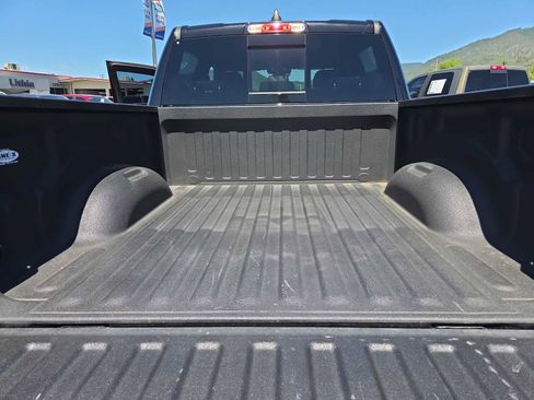 Used 2019 RAM 1500 Big Horn AWD/4WD image 27
