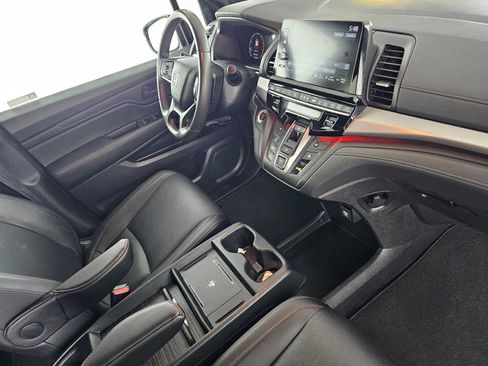Used 2025 Honda Odyssey Sport-L image 11