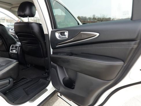 Used 2019 INFINITI QX60 Luxe w/ Essential Package image 35