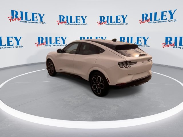 Certified 2023 Ford Mustang Mach-E GT AWD/4WD image 9
