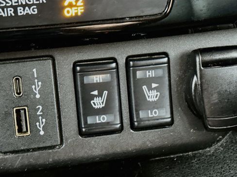 Used 2020 Nissan Leaf SL Plus FWD image 5