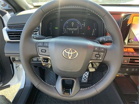 New 2026 Toyota Camry SE image 11