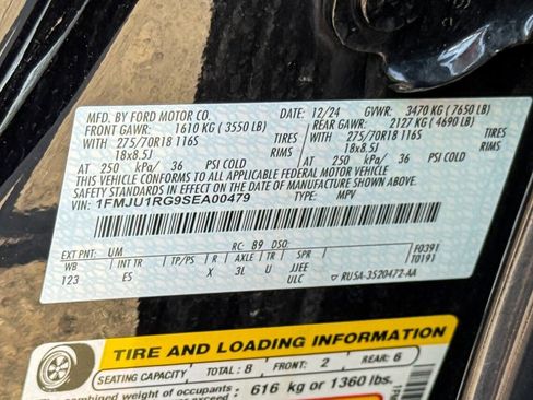 Used 2025 Ford Expedition Tremor AWD/4WD image 27
