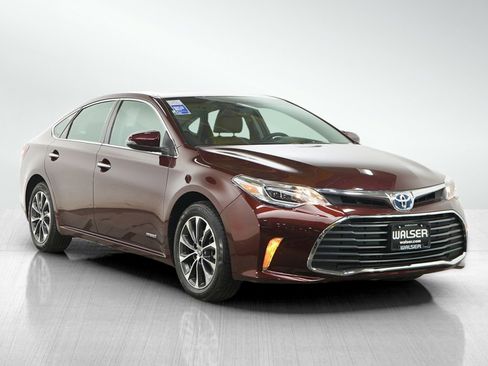 Used 2016 Toyota Avalon XLE Premium FWD image 7