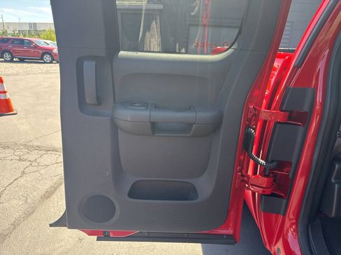 Used 2010 Chevrolet Silverado 1500 LT w/ Power Pack Plus AWD/4WD image 20
