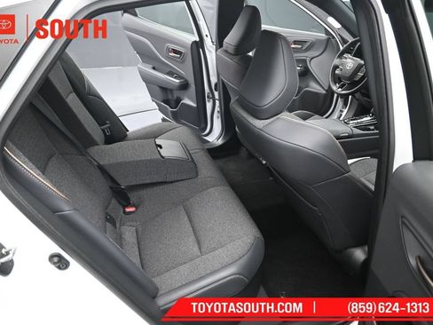 Used 2024 Toyota Crown AWD/4WD image 32