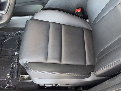 Used 2023 Nissan Rogue SL AWD/4WD image 27