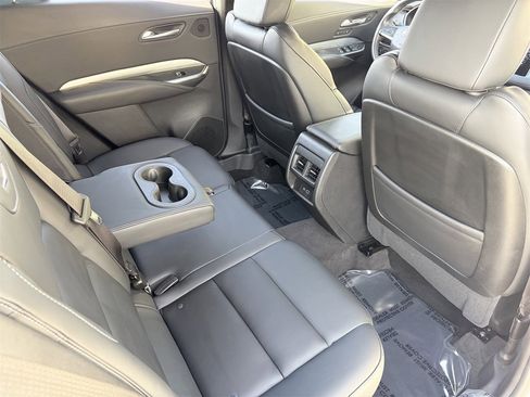 Certified 2023 Cadillac XT4 Premium Luxury image 15