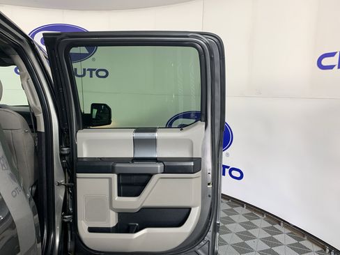 Used 2018 Ford F150 XLT w/ Equipment Group 301A Mid image 34