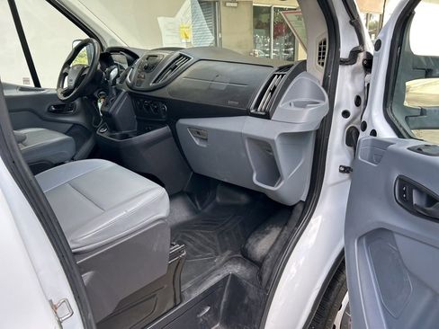 Used 2018 Ford Transit 250 138 image 18
