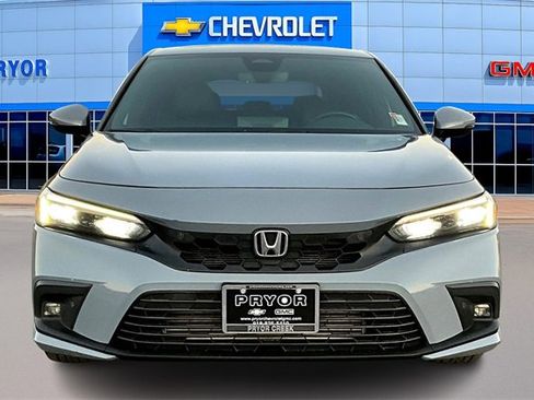 Used 2022 Honda Civic Sport Touring image 2