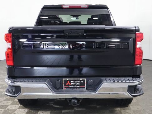 Used 2023 Chevrolet Silverado 1500 LT AWD/4WD image 10