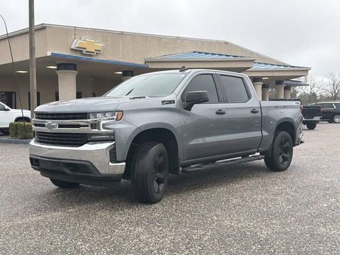 Used 2021 Chevrolet Silverado 1500 LT w/ All Star Edition Plus image 2
