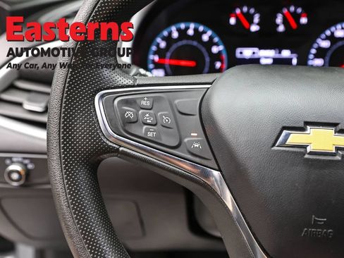 Used 2023 Chevrolet Malibu LT FWD image 15