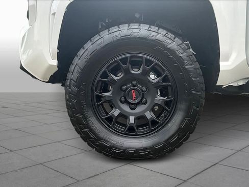 New 2025 Toyota Tacoma SR5 image 11