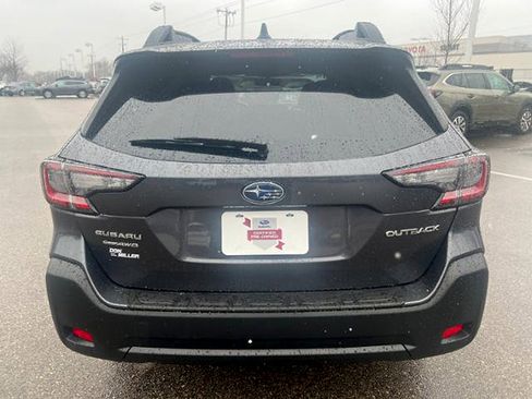 Certified 2025 Subaru Outback Premium AWD/4WD image 5