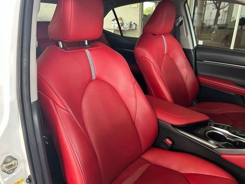 Used 2019 Toyota Camry XSE w/ Carpet Mat Package FWD image 20