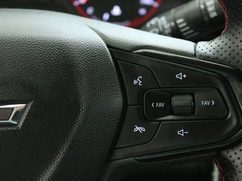 Certified 2025 Chevrolet Trax RS w/ Driver Confidence Package FWD image 10