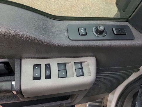 Used 2015 Ford F250 Lariat w/ Lariat Ultimate Package image 16