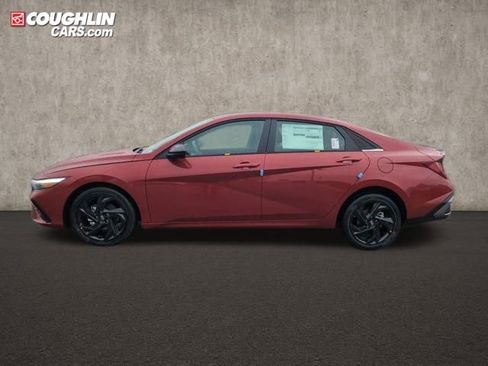 New 2026 Hyundai Elantra SEL Sport image 5