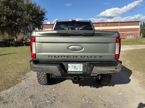 Used 2019 Ford F350 Lariat w/ Lariat Ultimate Package image 4