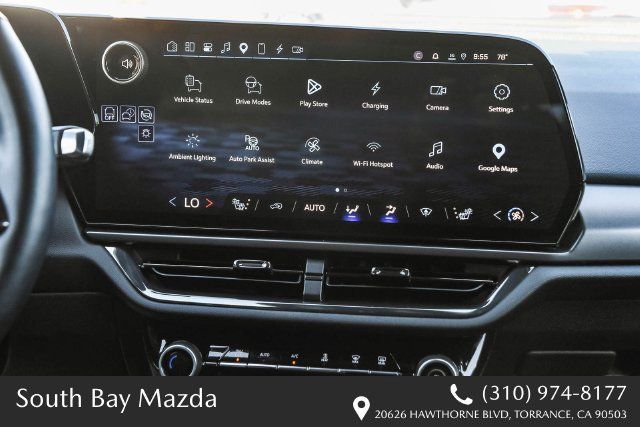 Used 2024 Chevrolet Equinox EV RS FWD image 13