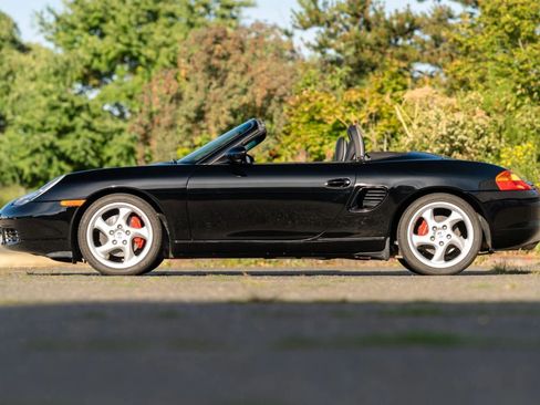 Used 2001 Porsche Boxster S image 25