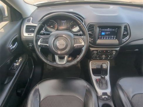 Certified 2020 Jeep Compass Latitude image 23