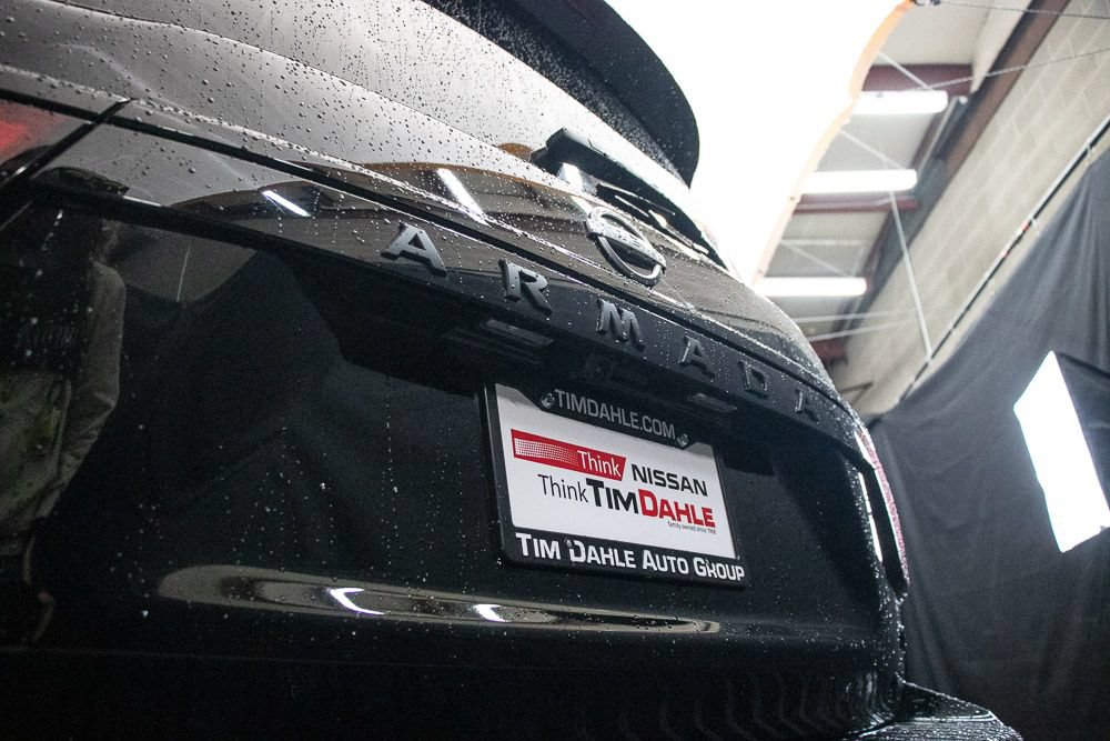 Used 2023 Nissan Armada SL w/ Midnight Edition Package AWD/4WD image 14