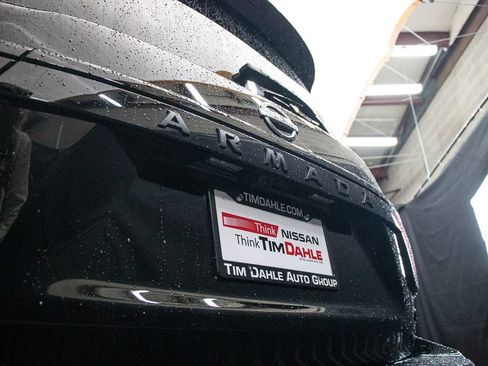 Used 2023 Nissan Armada SL w/ Midnight Edition Package AWD/4WD image 14