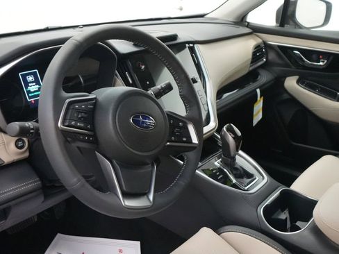 New 2025 Subaru Outback Limited image 12