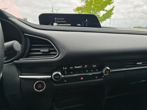 Used 2024 MAZDA CX-30 AWD 2.5 S w/ Preferred Package image 19