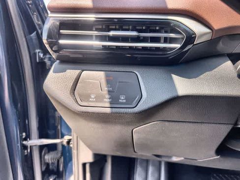Used 2023 Volkswagen ID.4 Pro AWD/4WD image 29