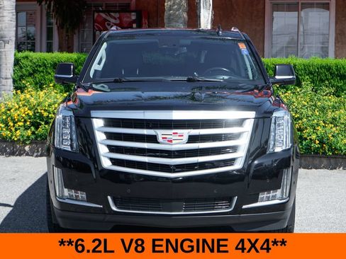 Used 2018 Cadillac Escalade ESV Premium Luxury AWD/4WD image 3