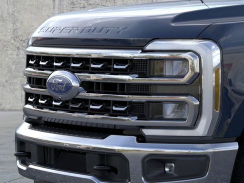 New 2025 Ford F250 Lariat w/ FX4 Off-Road Package image 17