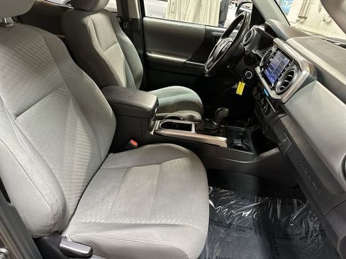 Used 2021 Toyota Tacoma 4x4 Double Cab image 27