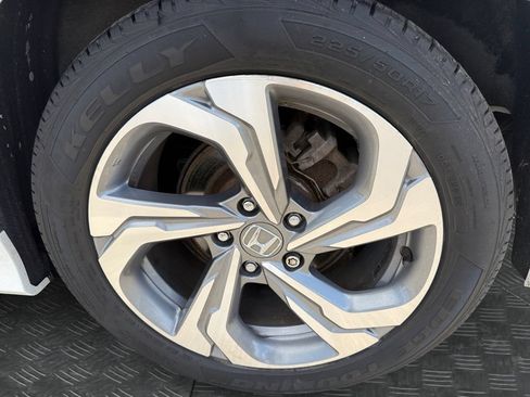 Used 2018 Honda Accord EX image 22