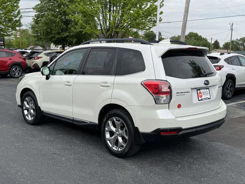 Used 2018 Subaru Forester 2.5i Touring w/ Popular Package #2 AWD/4WD image 4